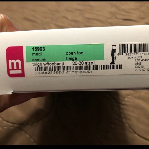 Medical compression stockings - Picture 5 of 5